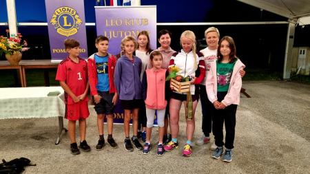 Slovenska ultramaratonka Špela Šavs svoj 9. dan teka okrog Slovenije za Junake 3. nadstropja zaključila v Občini Razkrižje 6